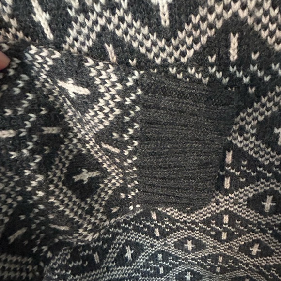 Vintage 100% Charcoal Wool Sweater - Picture 4 of 4